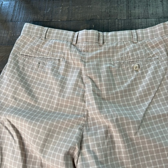 Peter Millar Men's Check Tan Khaki Shorts Size 38 Golf Preppy Summer Vacation - Picture 5 of 8